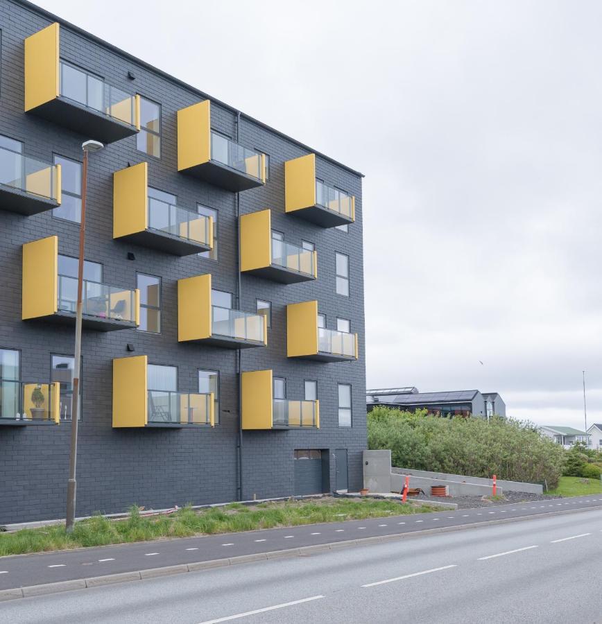New / Stunning Sea View / Light / 3 Br Apartment Torshavn Luaran gambar