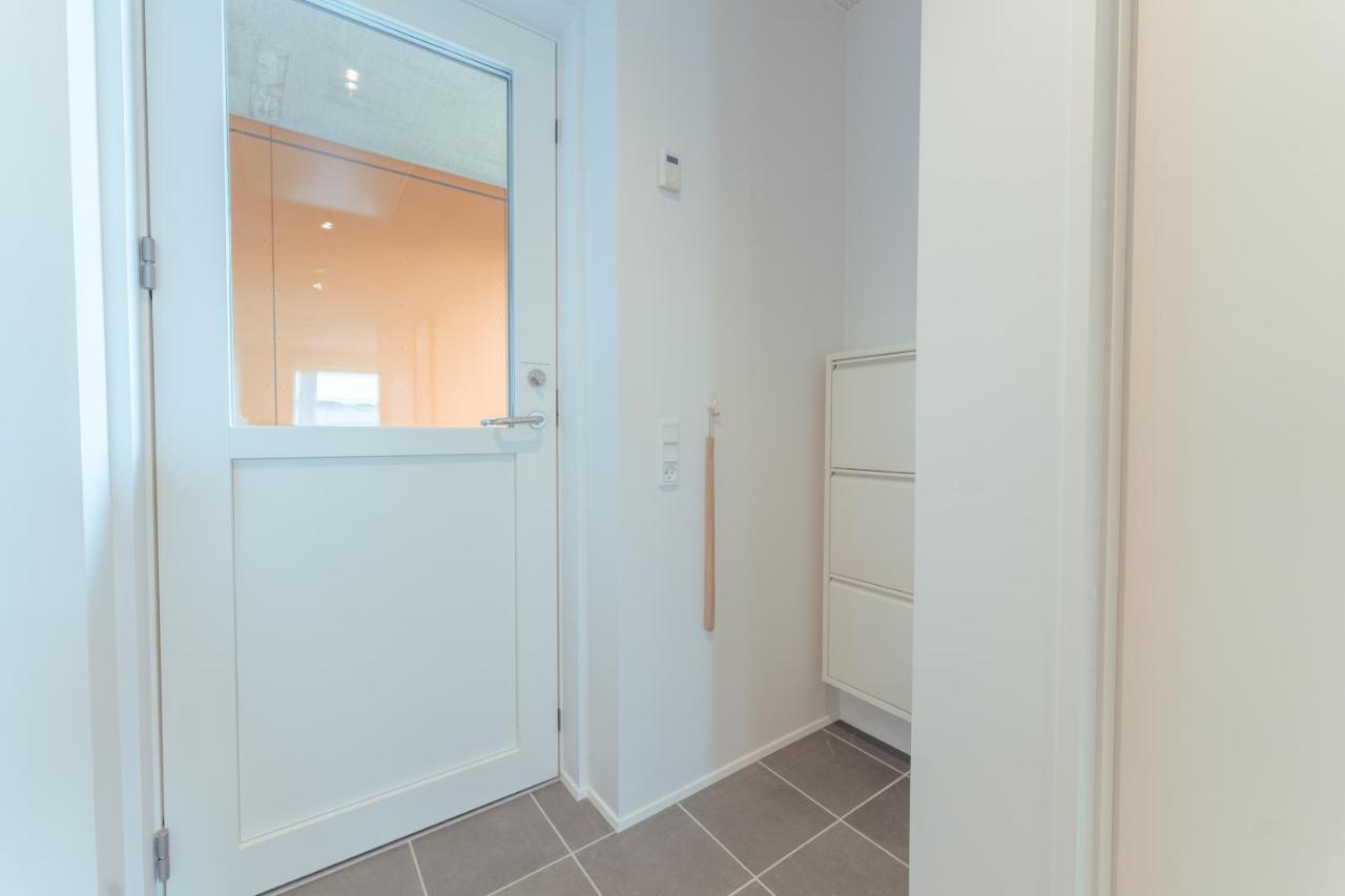 New / Stunning Sea View / Light / 3 Br Apartment Torshavn Luaran gambar